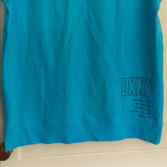 NWT men’s DKNY sport short sleeve with hood - Picture 10 of 11